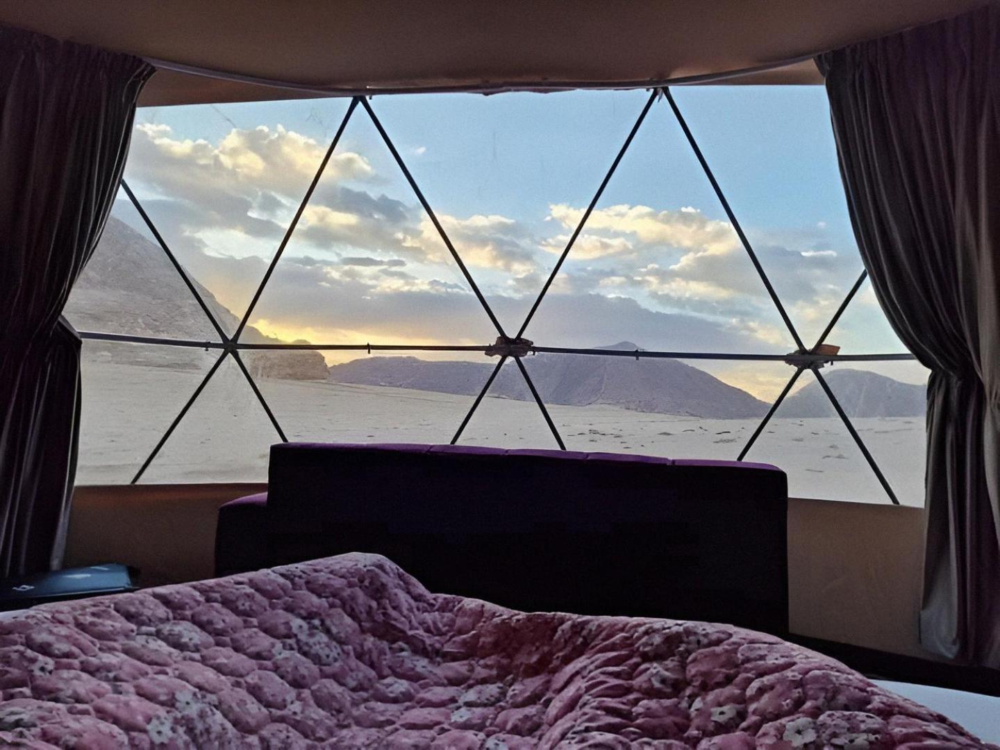Wadi Rum Mundo Camp العقبة المظهر الخارجي الصورة
